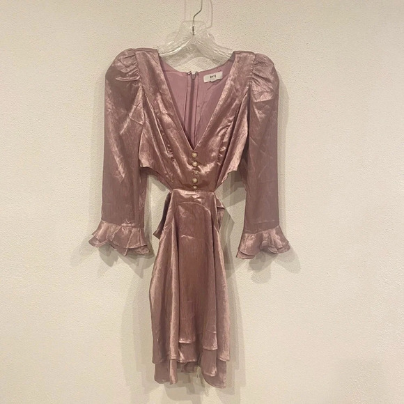 NEW RAHI Luster Cutout Minidress in Antique Rose Size Medium - Picture 2 of 4